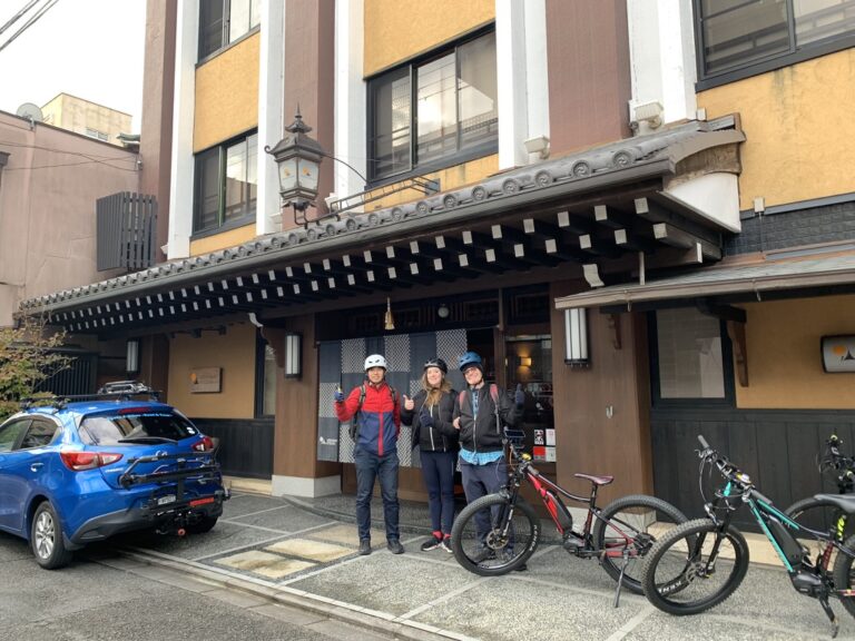 2565F53D-84CF-43B5-8444-AE337CDAAE5C_1_105_c