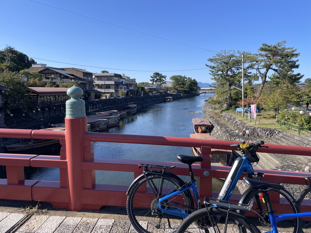 AB7A2D60-3368-4285-AA1C-D3D4739FA73D_1_105_c