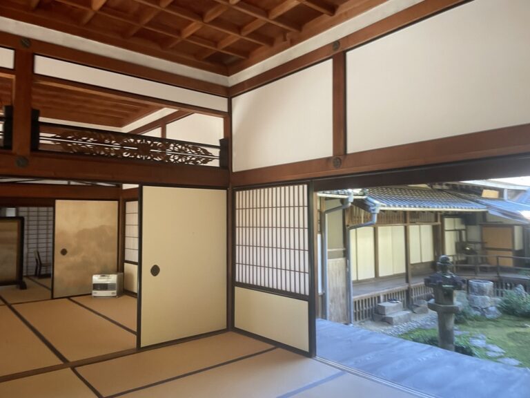 BB758759-508B-405C-816E-A34582BA0F4B_1_105_c